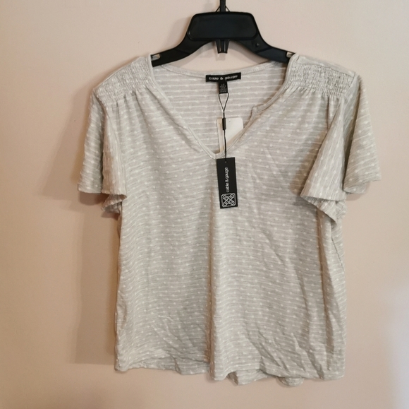 Bnwt, t-shirt,  size L - Picture 6 of 8